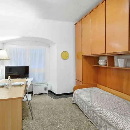 Lägenhet Cosy In Genua